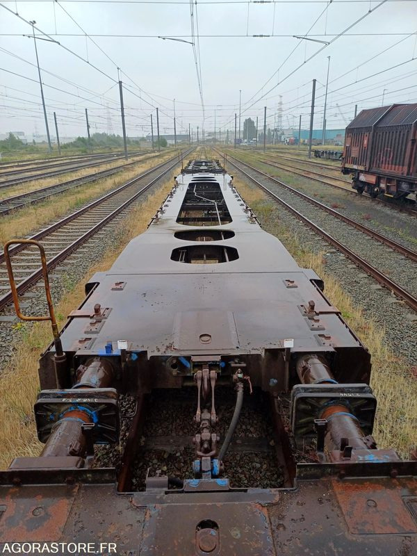 Wagon plat intermodal type Sggnss – modèle 6432B0-4, 72 pieds - 2003 (ref 1231) - Otros maquinaria: foto 2 Wagon plat intermodal type Sggnss – modèle 6432B0-4, 72 pieds - 2003 (ref 1231) - Otros maquinaria: foto 2