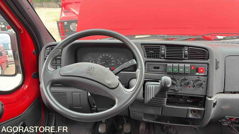 PEUGEOT BOXER 4x4 31 358 Kms - 1999- 7696 WL 74 - Furgón: foto 5 PEUGEOT BOXER 4x4 31 358 Kms - 1999- 7696 WL 74 - Furgón: foto 5