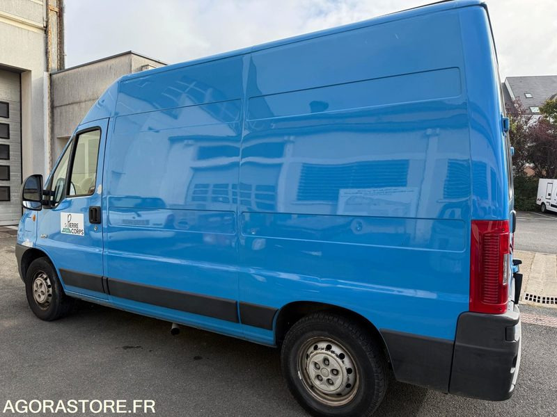 PEUGEOT BOXER L1H2 - Furgón: foto 4 PEUGEOT BOXER L1H2 - Furgón: foto 4