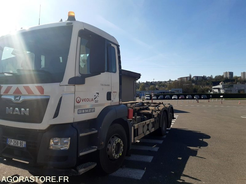 PORTEUR AMPLIROLL MAN - BRAS MARREL - 2017 - 271697 Km - (R52433) - Camión multibasculante: foto 3 PORTEUR AMPLIROLL MAN - BRAS MARREL - 2017 - 271697 Km - (R52433) - Camión multibasculante: foto 3