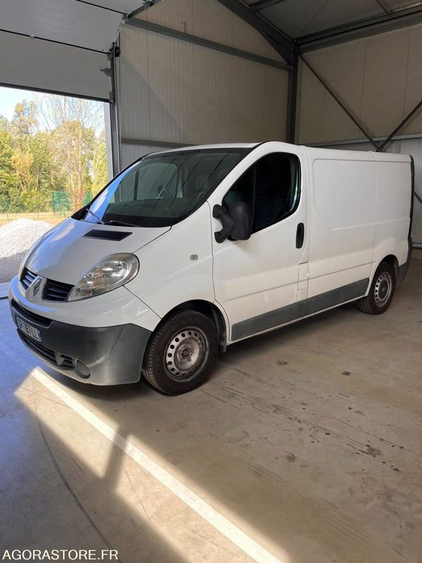 PRIX TTC 0%TVA - RENAULT TRAFIC 2008 2.0 DCI 214.000KM MOTEUR ECHANGE STANDARD - Furgón: foto 1 PRIX TTC 0%TVA - RENAULT TRAFIC 2008 2.0 DCI 214.000KM MOTEUR ECHANGE STANDARD - Furgón: foto 1
