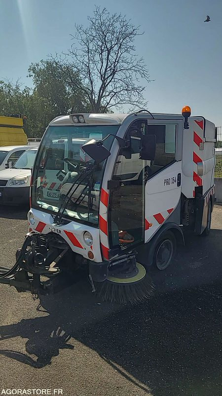 PRO 154 - CITYCAT 2020 - 47019KM - 2010 - Maquinaria de jardinería: foto 1 PRO 154 - CITYCAT 2020 - 47019KM - 2010 - Maquinaria de jardinería: foto 1