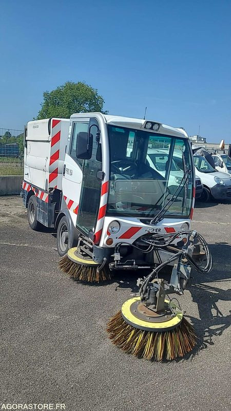 PRO 154 - CITYCAT 2020 - 47019KM - 2010 - Maquinaria de jardinería: foto 2 PRO 154 - CITYCAT 2020 - 47019KM - 2010 - Maquinaria de jardinería: foto 2