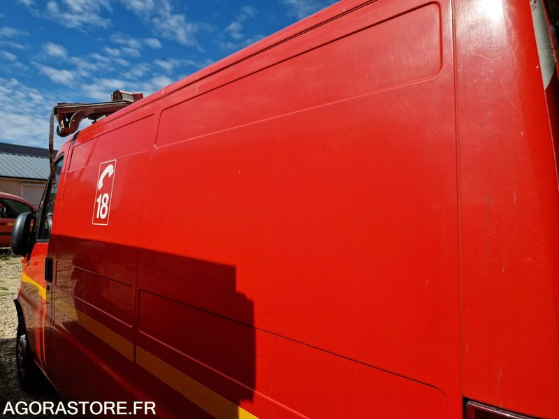 Furgón Peugeot Boxer- 2000 - 43336 - 3275XC27: foto 25 Furgón Peugeot Boxer- 2000 - 43336 - 3275XC27: foto 25