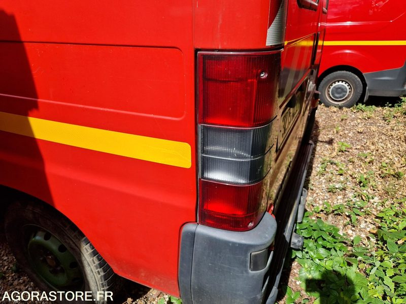 Furgón Peugeot Boxer- 2000 - 43336 - 3275XC27: foto 27 Furgón Peugeot Boxer- 2000 - 43336 - 3275XC27: foto 27