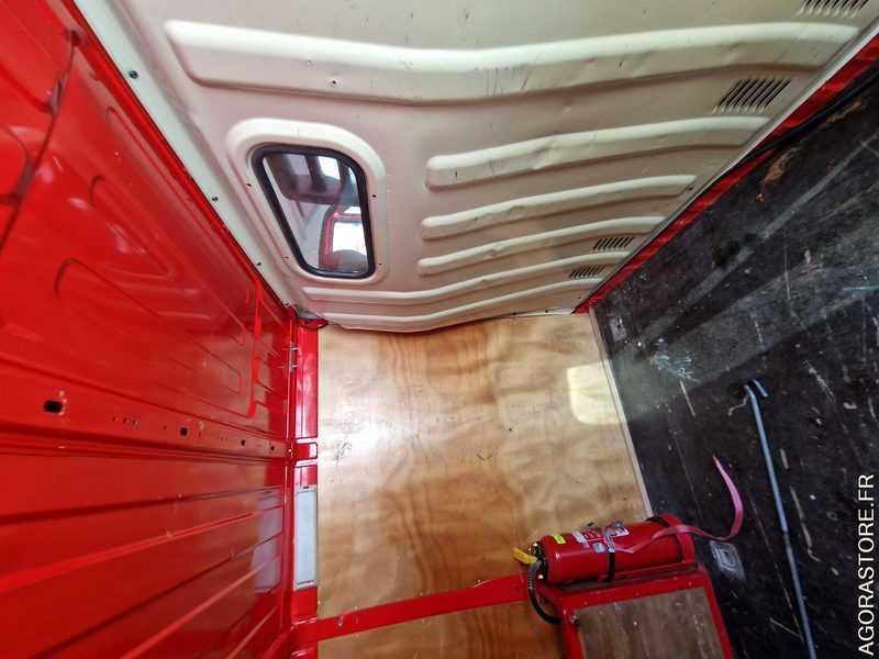 Furgón Peugeot Boxer- 2000 - 43336 - 3275XC27: foto 18 Furgón Peugeot Boxer- 2000 - 43336 - 3275XC27: foto 18