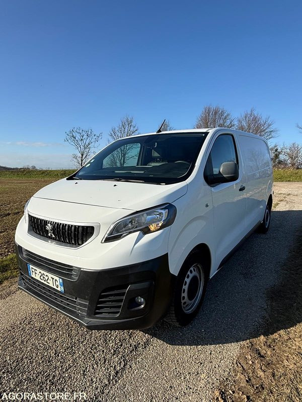 Peugeot Expert 2L HDI 122CH 1ER MAIN 179.000KM SUPER ÉTAT - Furgoneta pequeña: foto 1 Peugeot Expert 2L HDI 122CH 1ER MAIN 179.000KM SUPER ÉTAT - Furgoneta pequeña: foto 1