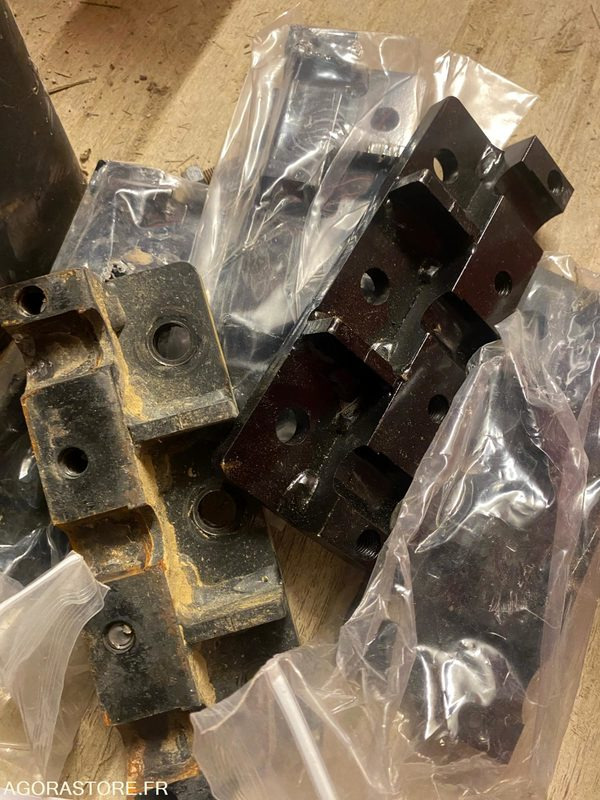 Pièces pour TORO PROCORE - Maquinaria de jardinería: foto 1 Pièces pour TORO PROCORE - Maquinaria de jardinería: foto 1