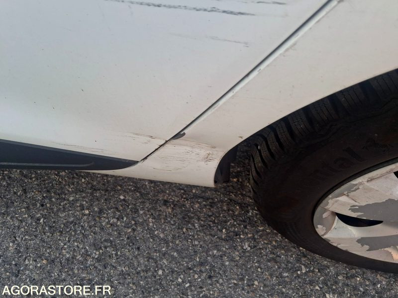 RENAULT CLIO DCI. - Coche: foto 5 RENAULT CLIO DCI. - Coche: foto 5