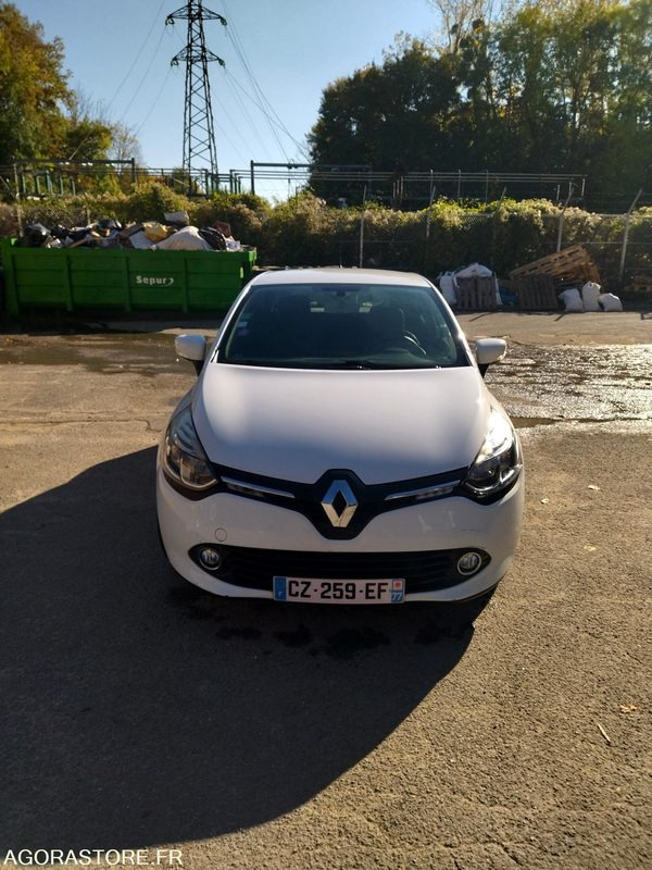 RENAULT CLIO DE 2013 AVEC 258818 KM - Coche: foto 1 RENAULT CLIO DE 2013 AVEC 258818 KM - Coche: foto 1