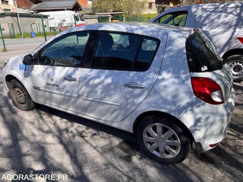 RENAULT CLIO - Coche: foto 4 RENAULT CLIO - Coche: foto 4