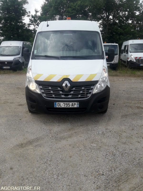 RENAULT MASTER - 2014 / 239260 KM (DL795AP) - Furgón: foto 1 RENAULT MASTER - 2014 / 239260 KM (DL795AP) - Furgón: foto 1