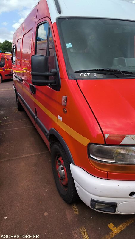 RENAULT MASTER II PHASE 1 2,5D - 1998 - 111751kms - Furgón: foto 4 RENAULT MASTER II PHASE 1 2,5D - 1998 - 111751kms - Furgón: foto 4