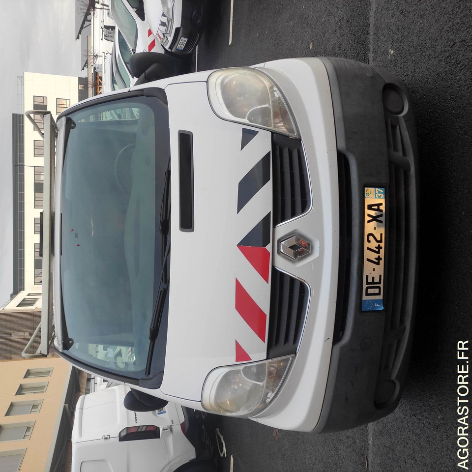 RENAULT - TRAFIC - 2014 / 220244 KMS (DE-442-XA) - Furgón: foto 1 RENAULT - TRAFIC - 2014 / 220244 KMS (DE-442-XA) - Furgón: foto 1