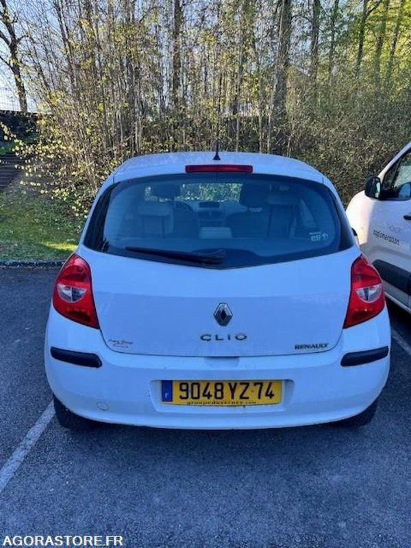 Renault Clio 164741 kms 2007 - Coche: foto 3 Renault Clio 164741 kms 2007 - Coche: foto 3