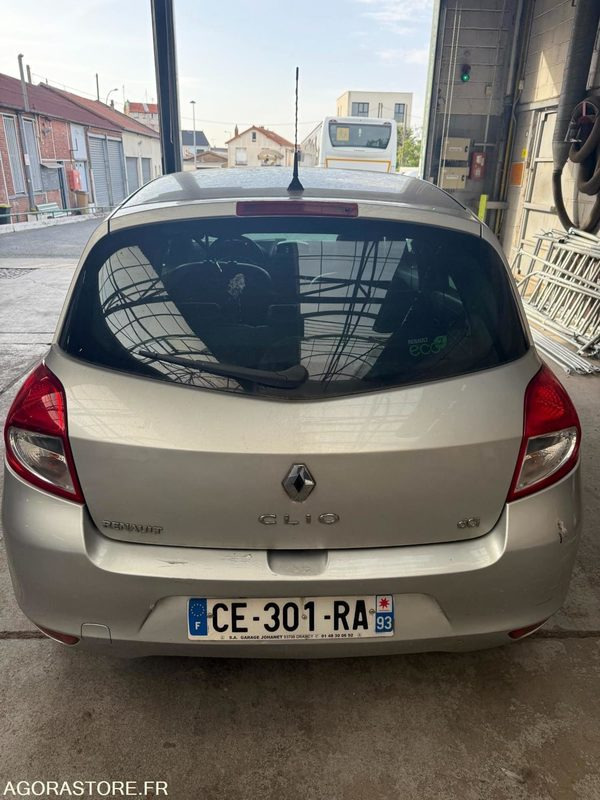 Renault Clio 3 139178 kms 2012 - Coche: foto 3 Renault Clio 3 139178 kms 2012 - Coche: foto 3