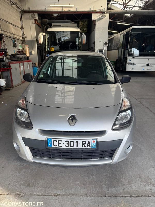Renault Clio 3 139178 kms 2012 - Coche: foto 1 Renault Clio 3 139178 kms 2012 - Coche: foto 1