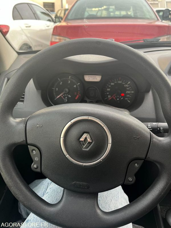 Renault MEGANE II SOCIETE AIR - 260 000 KM - 2008 - Coche: foto 5 Renault MEGANE II SOCIETE AIR - 260 000 KM - 2008 - Coche: foto 5