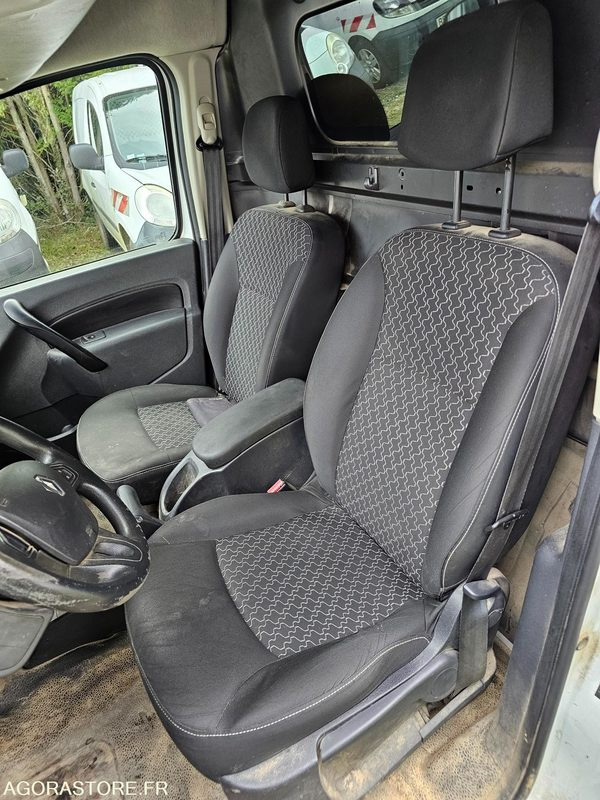 Renault kangoo - 2013 - 197089km - CY815WL - Furgoneta pequeña: foto 5 Renault kangoo - 2013 - 197089km - CY815WL - Furgoneta pequeña: foto 5