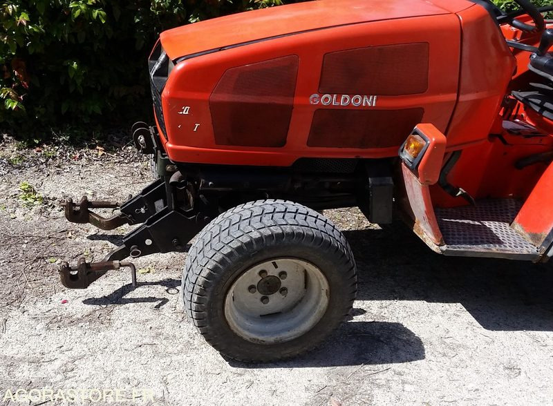 TRACTEUR GOLDONI IDEA 30 DIESEL (SANS TVA) - Tractor: foto 2 TRACTEUR GOLDONI IDEA 30 DIESEL (SANS TVA) - Tractor: foto 2