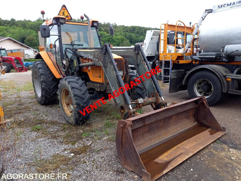 TRACTEUR MASSEY FERGUSON 6245  4X4 - Tractor: foto 3 TRACTEUR MASSEY FERGUSON 6245  4X4 - Tractor: foto 3