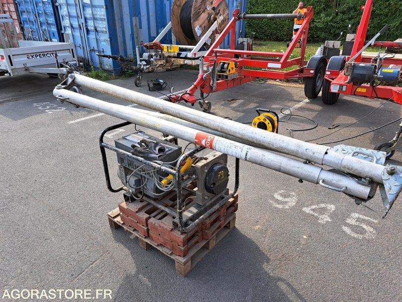 TREUIL ELECTRIQUE - Equipo de construcción: foto 1 TREUIL ELECTRIQUE - Equipo de construcción: foto 1