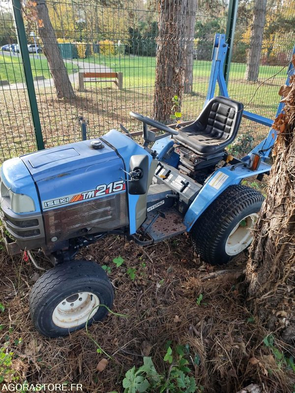 Tracteur ISEKI TM215 - en panne - Tractor: foto 1 Tracteur ISEKI TM215 - en panne - Tractor: foto 1