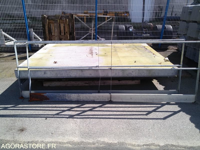 Table élévatrice - Equipo de construcción: foto 1 Table élévatrice - Equipo de construcción: foto 1