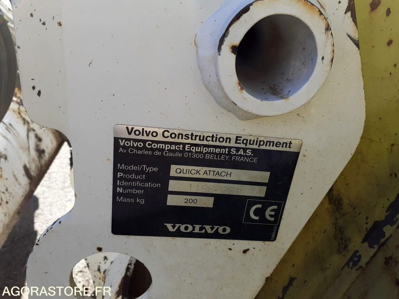 Tractopelle 4x4 volvo bl71 - Retroexcavadora: foto 4 Tractopelle 4x4 volvo bl71 - Retroexcavadora: foto 4