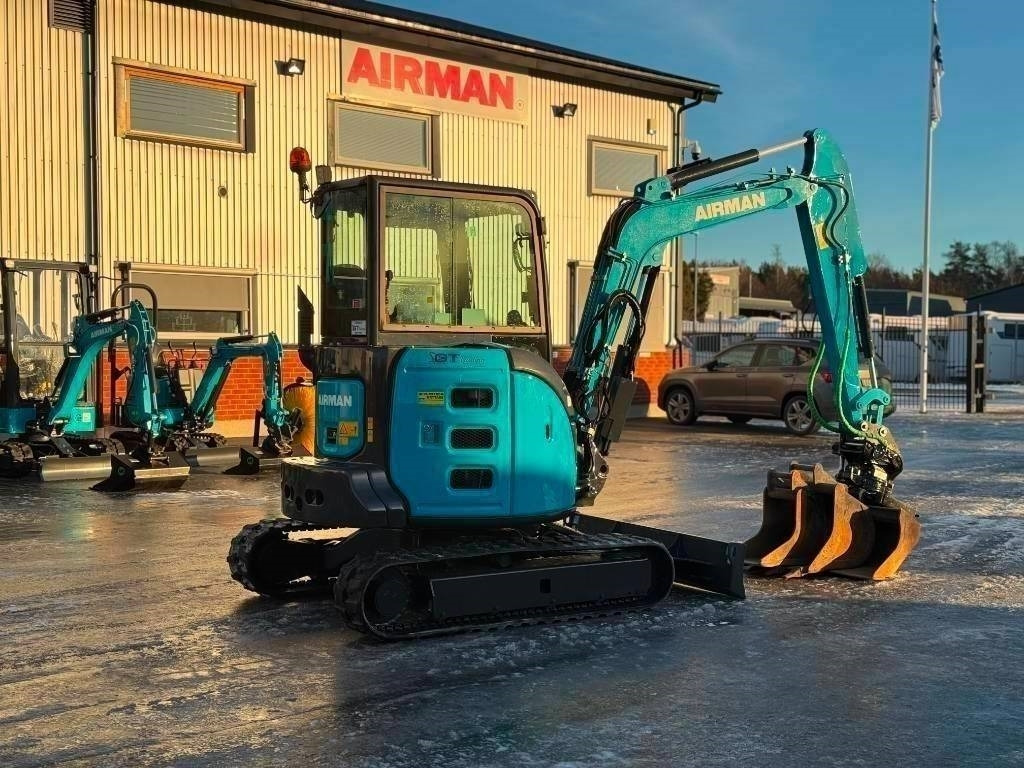 Airman AX 38 U-6 A - Miniexcavadora: foto 3 Airman AX 38 U-6 A - Miniexcavadora: foto 3