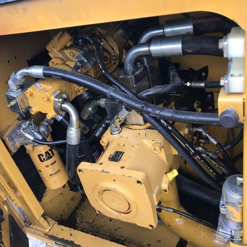 Excavadora de cadenas CAT 365 CL: foto 7