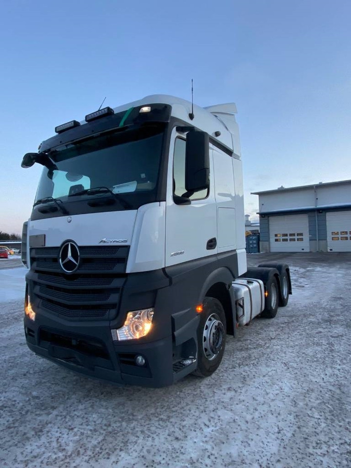 Mercedes-Benz Actros 2658 - Cabeza tractora: foto 2 Mercedes-Benz Actros 2658 - Cabeza tractora: foto 2