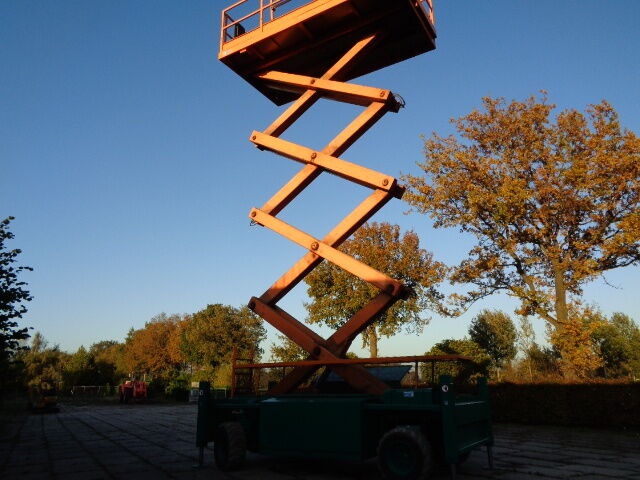 Plataforma de tijeras Liftlux SL140-24: foto 21