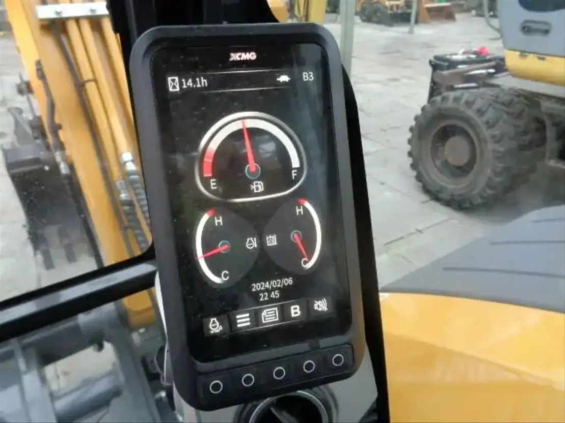 XCMG XE55GA - Excavadora de cadenas: foto 2 XCMG XE55GA - Excavadora de cadenas: foto 2