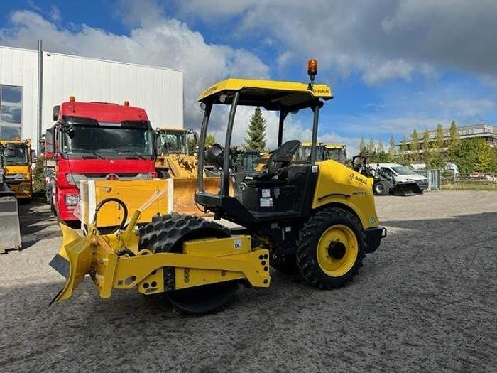 Bomag BW 124 PDH-5 - Compactador: foto 1 Bomag BW 124 PDH-5 - Compactador: foto 1