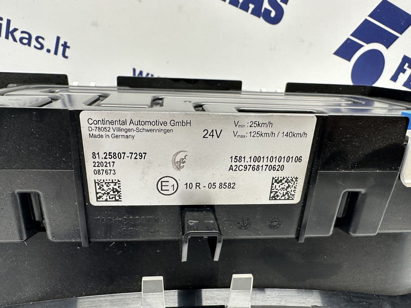 Continental TGX - Salpicadero para Camión: foto 3 Continental TGX - Salpicadero para Camión: foto 3