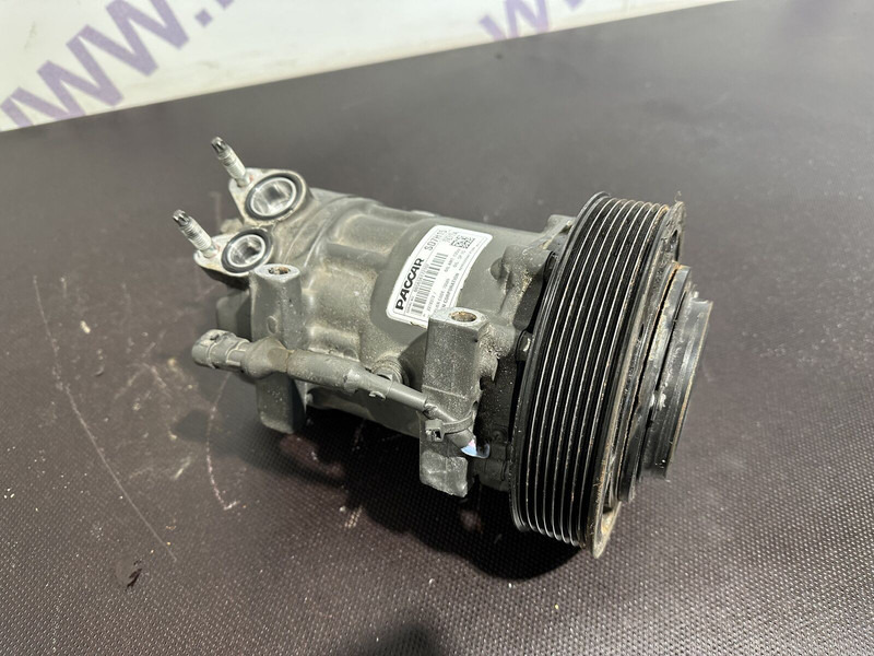 DAF AC compressor - Compresor de aire acondicionado para Camión: foto 1 DAF AC compressor - Compresor de aire acondicionado para Camión: foto 1