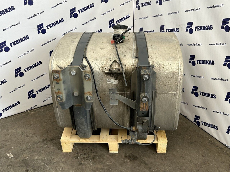 DAF XF - Depósito de combustible para Camión: foto 4 DAF XF - Depósito de combustible para Camión: foto 4