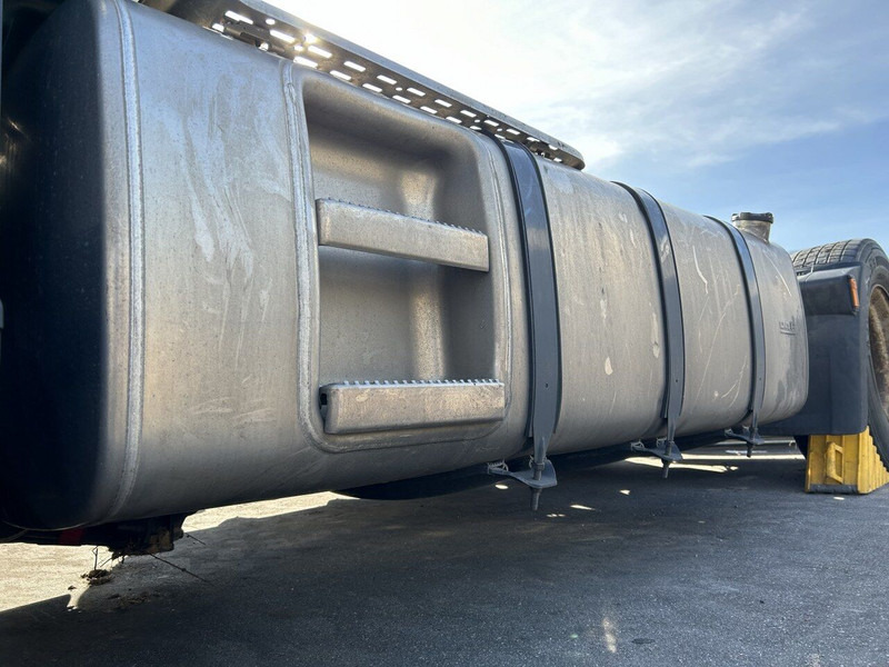 DAF XG - Depósito de combustible para Camión: foto 4 DAF XG - Depósito de combustible para Camión: foto 4