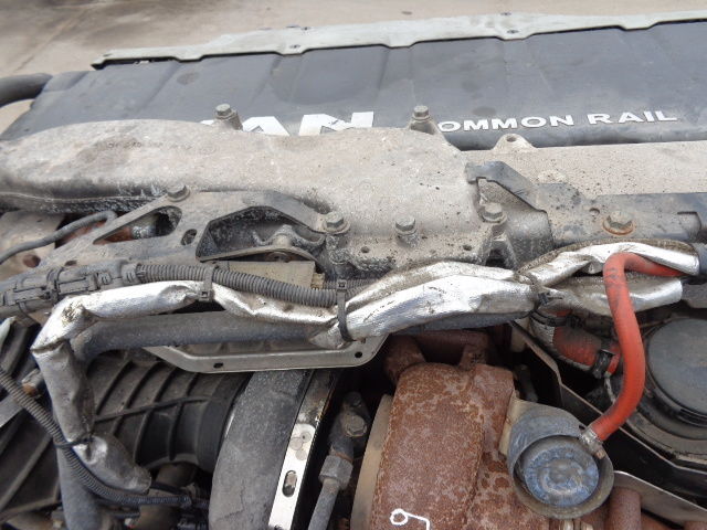 MAN EGR exh.-gas recirculation module cooler - Radiador para Camión: foto 2 MAN EGR exh.-gas recirculation module cooler - Radiador para Camión: foto 2