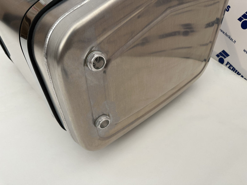 Mercedes-Benz - Depósito hidráulico para Camión: foto 4 Mercedes-Benz - Depósito hidráulico para Camión: foto 4