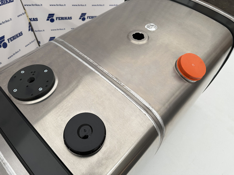 Mercedes-Benz - Depósito de combustible para Camión: foto 4 Mercedes-Benz - Depósito de combustible para Camión: foto 4