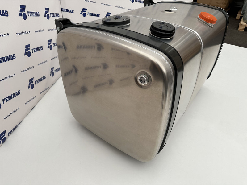 Mercedes-Benz - Depósito de combustible para Camión: foto 3 Mercedes-Benz - Depósito de combustible para Camión: foto 3