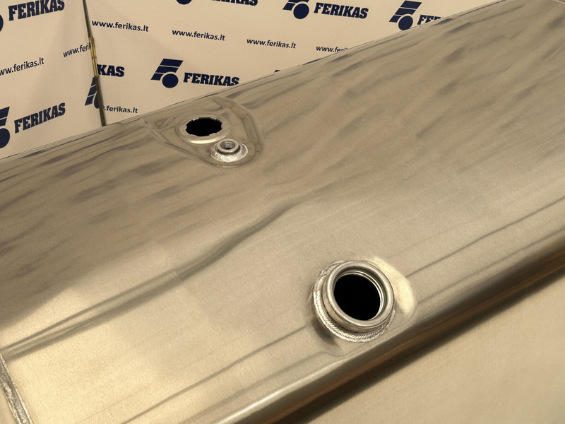 Scania New aluminum fuel tank 570L - Depósito de combustible para Camión: foto 4 Scania New aluminum fuel tank 570L - Depósito de combustible para Camión: foto 4