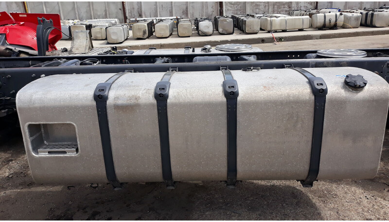 Scania R - Depósito de combustible para Camión: foto 3 Scania R - Depósito de combustible para Camión: foto 3