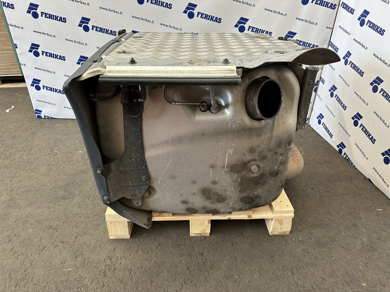 Scania exhaust catalyst - Convertidor catalítico para Camión: foto 2 Scania exhaust catalyst - Convertidor catalítico para Camión: foto 2