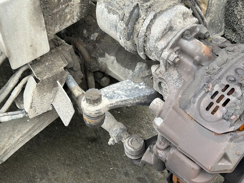 Scania tag axle AM602SA - Eje posterior para Camión: foto 5 Scania tag axle AM602SA - Eje posterior para Camión: foto 5
