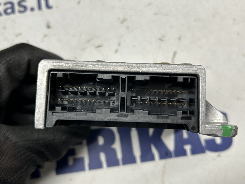 Volvo airbag control unit - Unidad de control para Camión: foto 3 Volvo airbag control unit - Unidad de control para Camión: foto 3