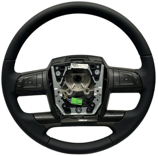 Volvo refurbished - Volante para Camión: foto 1 Volvo refurbished - Volante para Camión: foto 1