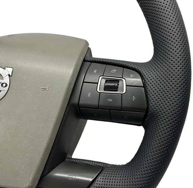 Volvo refurbished - Volante para Camión: foto 4 Volvo refurbished - Volante para Camión: foto 4